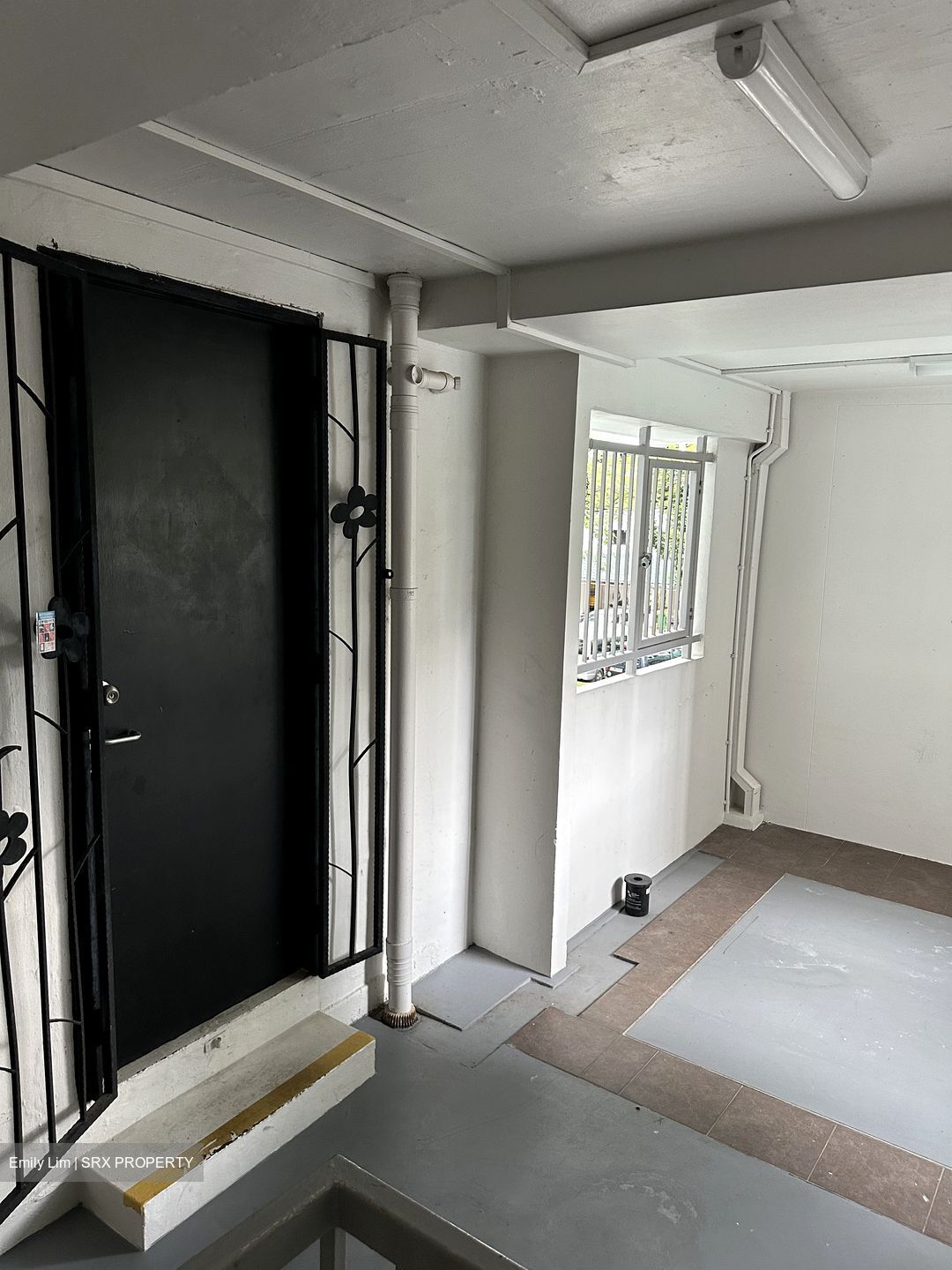 Hougang Avenue 1 (D19), Shop House #513637061
